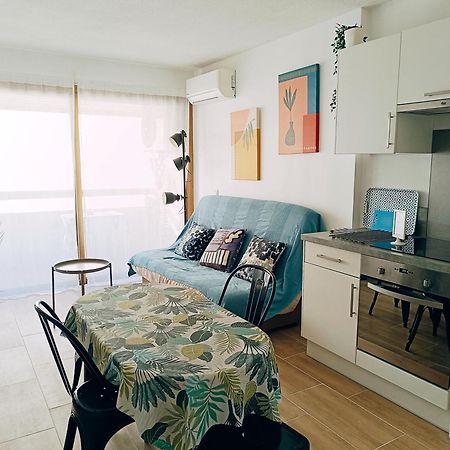 2 Pieces Climatise Avec Balcon Dans Le Vieil Antibes, Residence Avec Ascenseur Bagian luar foto